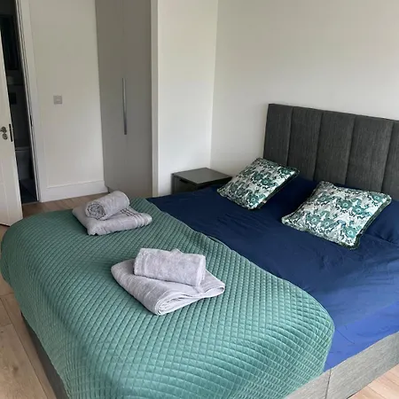 Apartment Classy Gym With 2 Balcony